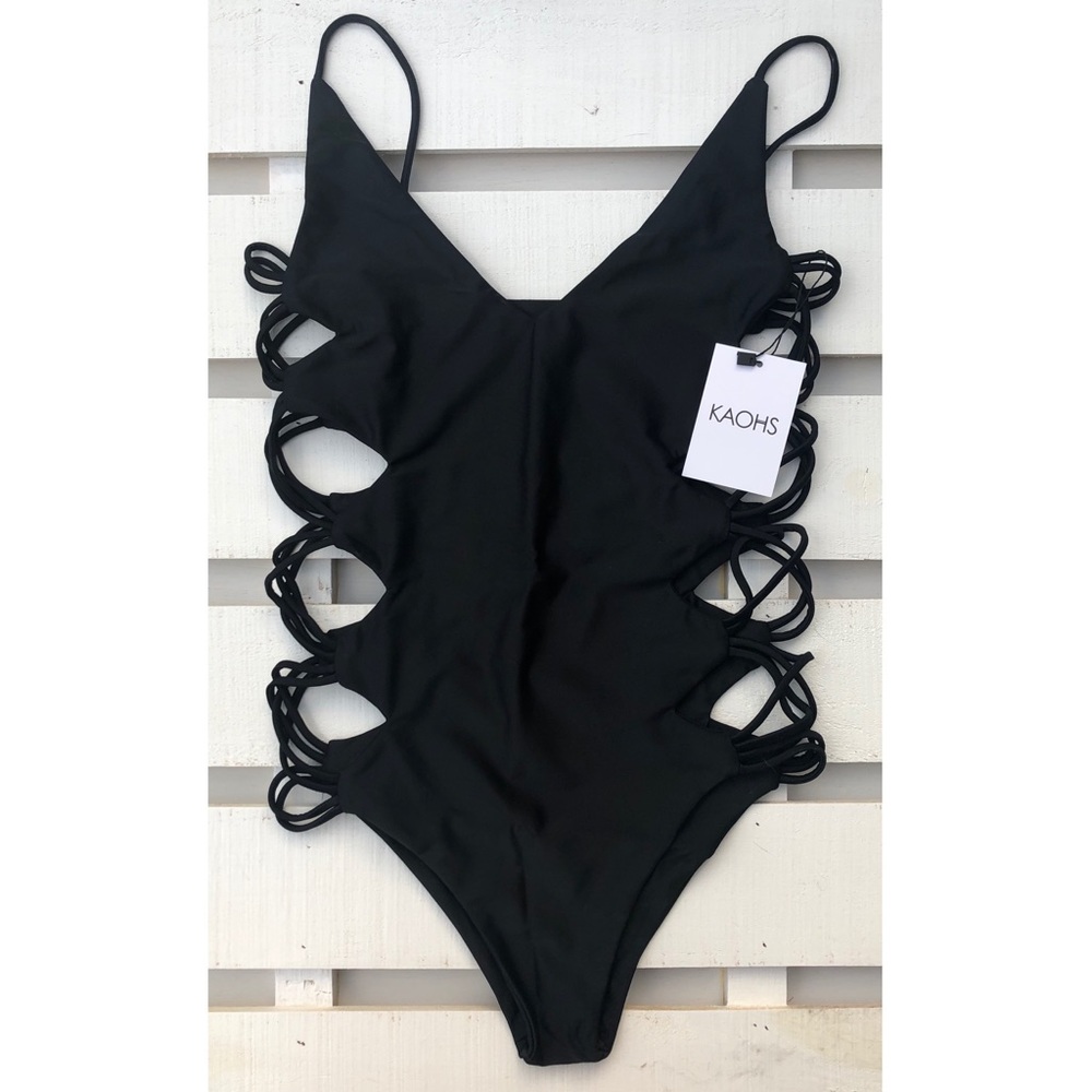KAOHS Rio One Piece | Black
